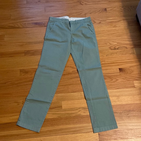 J. Crew Pants - J Crew City Fit Green Chino
